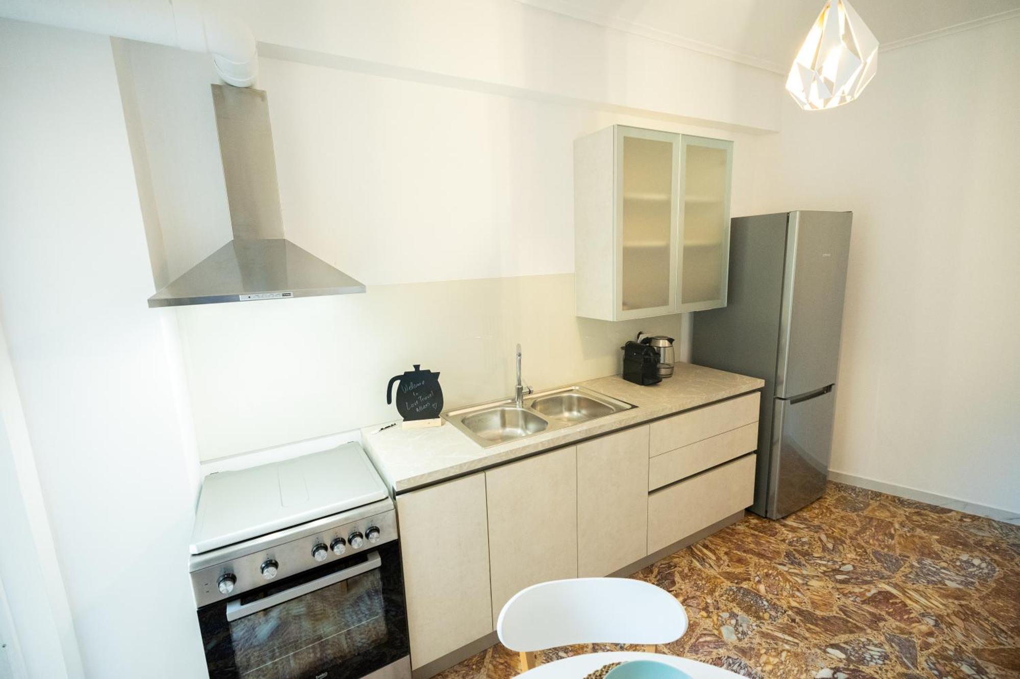 Love Travel Athens Apartments المظهر الخارجي الصورة